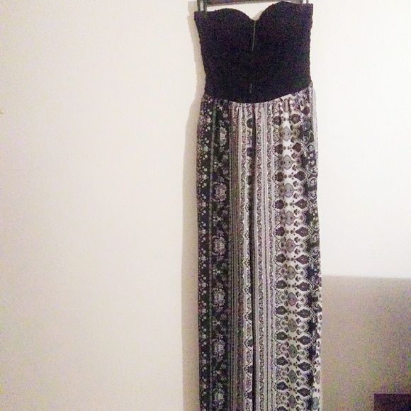 Size large black, gray, and white  pants romper - Picture 2 of 2